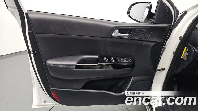 Kia Sportage 2017 — photo 14