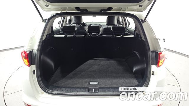 Kia Sportage 2017 — photo 30