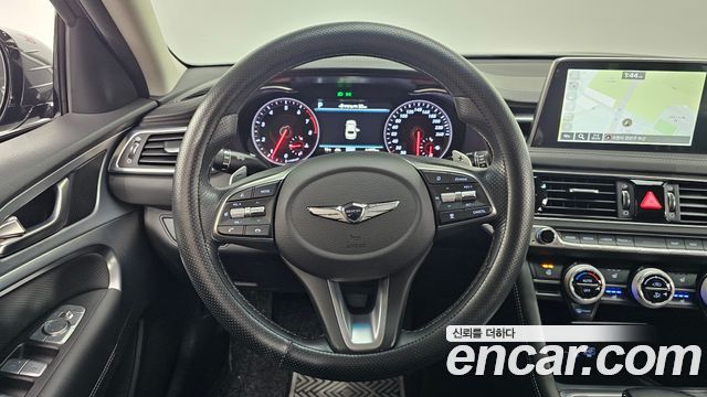 Genesis G70 2018 — photo 18