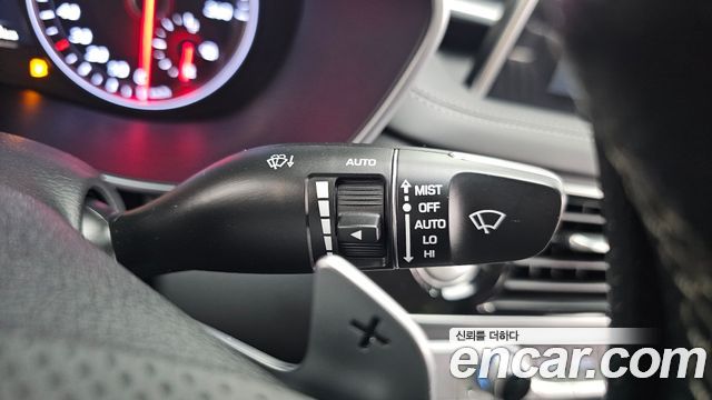 Genesis G70 2018 — photo 22