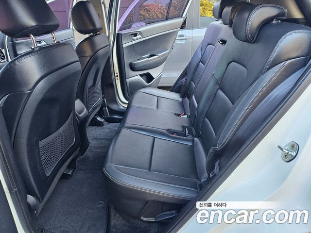 Kia Sportage 2016 — photo 12