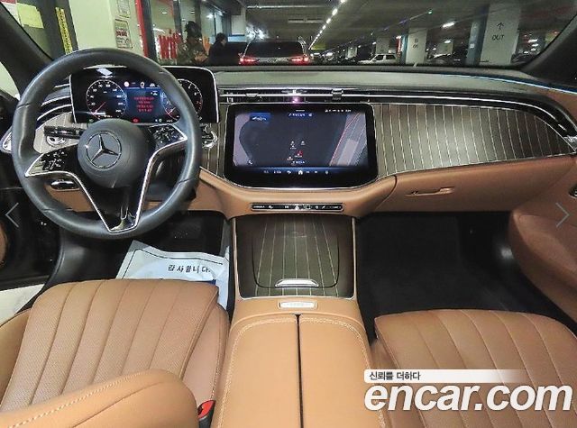 Mercedes-Benz E-Class 2026 — photo 10