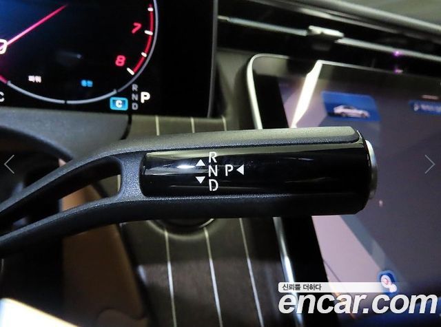 Mercedes-Benz E-Class 2026 — photo 12