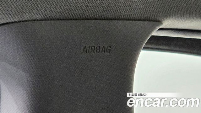 Hyundai AVANTE 2017 — photo 29