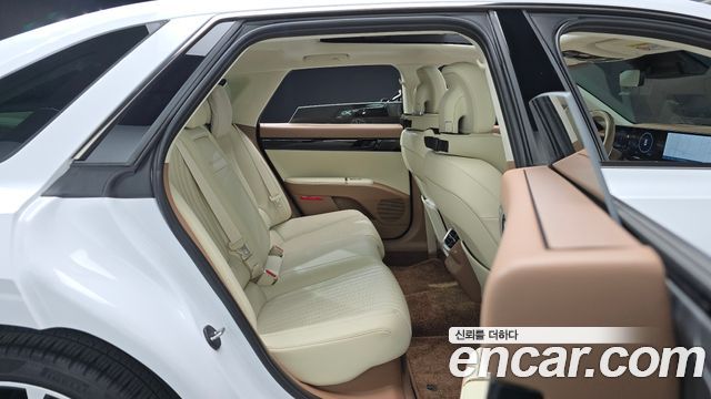 Hyundai Grandeur 2025 — photo 17