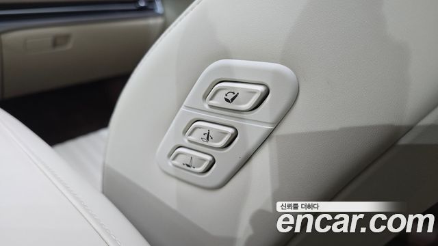 Hyundai Grandeur 2025 — photo 28