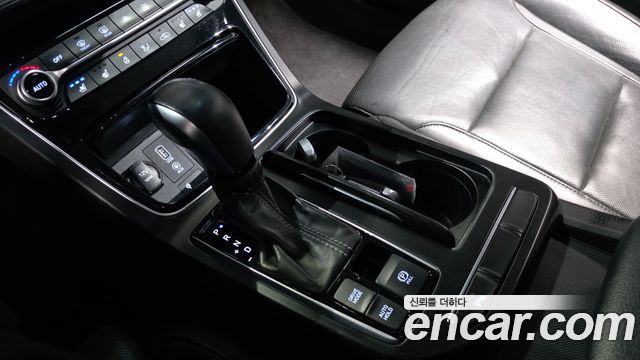 Hyundai Grandeur 2018 — photo 12