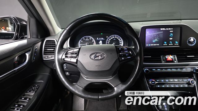 Hyundai Grandeur 2018 — photo 19