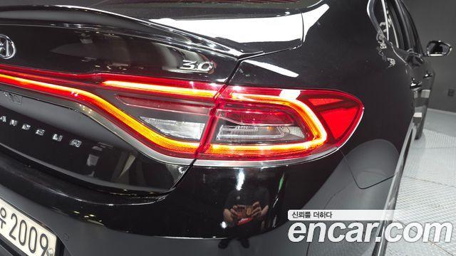 Hyundai Grandeur 2018 — photo 9