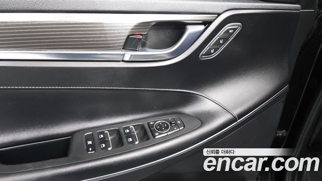 Hyundai Grandeur 2018 — photo 29