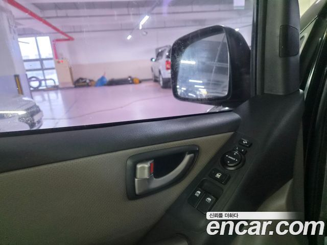 Hyundai Starex 2017 — photo 8