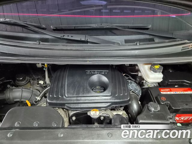 Hyundai Starex 2017 — photo 11