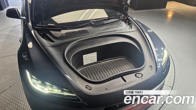 Tesla Model 3 2025 — photo 6