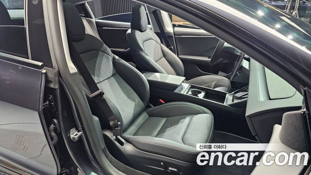 Tesla Model 3 2025 — photo 12