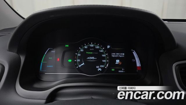 Hyundai Ioniq 2018 — photo 8