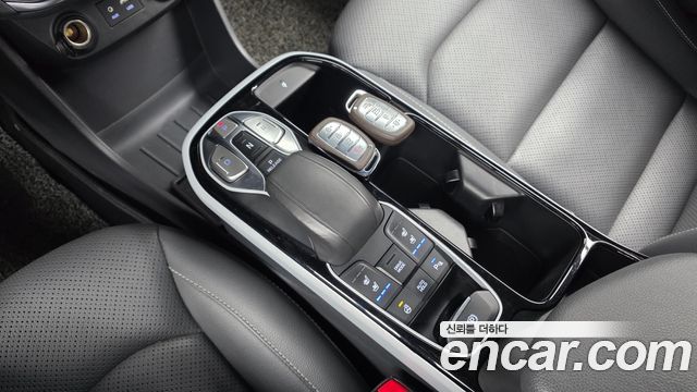 Hyundai Ioniq 2018 — photo 9