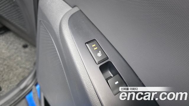 Hyundai Ioniq 2018 — photo 19