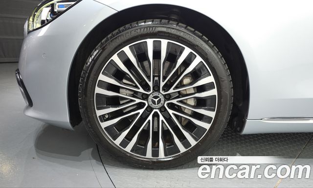 Mercedes-Benz S-Class 2021 — photo 5