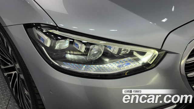 Mercedes-Benz S-Class 2021 — photo 8