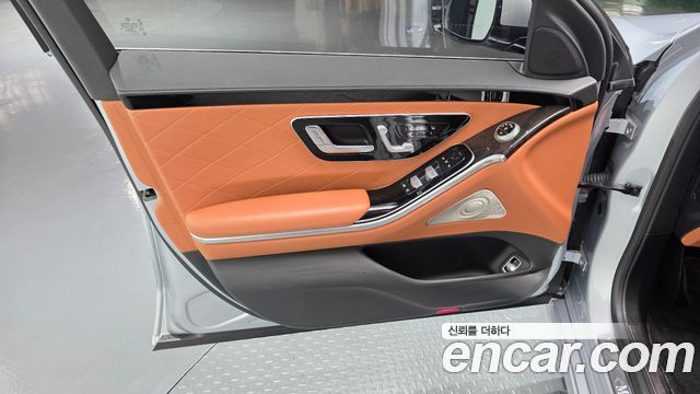 Mercedes-Benz S-Class 2021 — photo 14