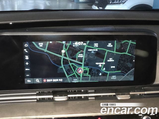 Kia Canival 2021 — photo 11