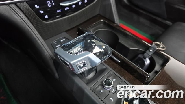 Cadillac CT6 2019 — photo 12