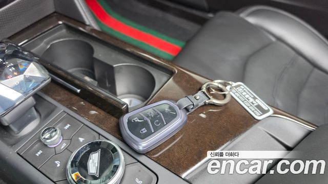 Cadillac CT6 2019 — photo 21