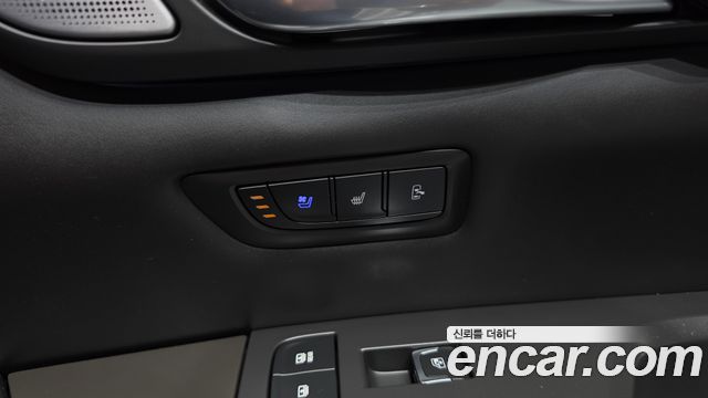 Cadillac CT6 2019 — photo 26