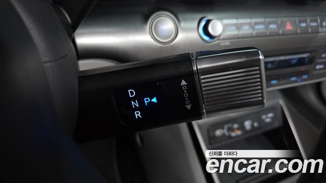Hyundai Kona 2023 — photo 12