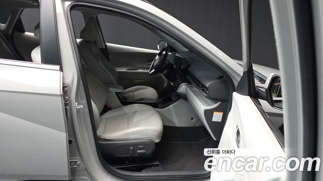 Hyundai Kona 2023 — photo 17