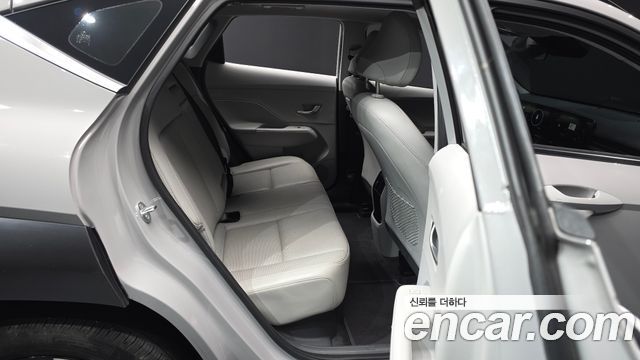 Hyundai Kona 2023 — photo 18