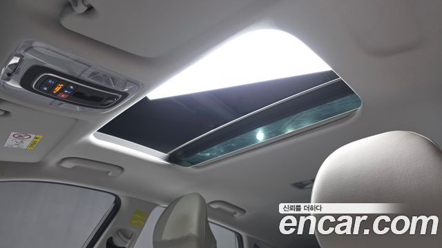 Hyundai Kona 2023 — photo 25