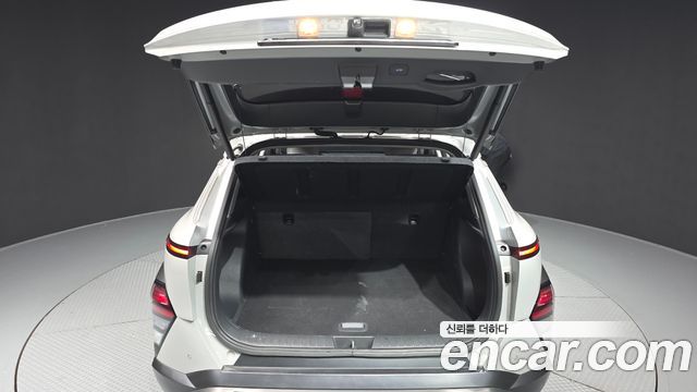 Hyundai Kona 2023 — photo 26