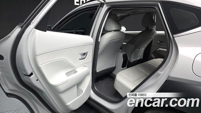 Hyundai Kona 2023 — photo 16