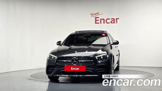 Mercedes-Benz E-Class 2021 — photo 3