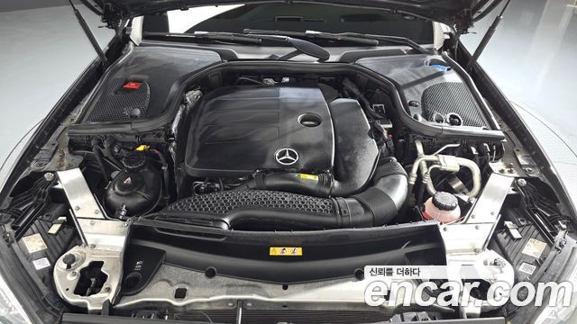 Mercedes-Benz E-Class 2021 — photo 6