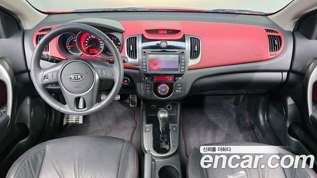 Kia Porte 2010 — photo 7