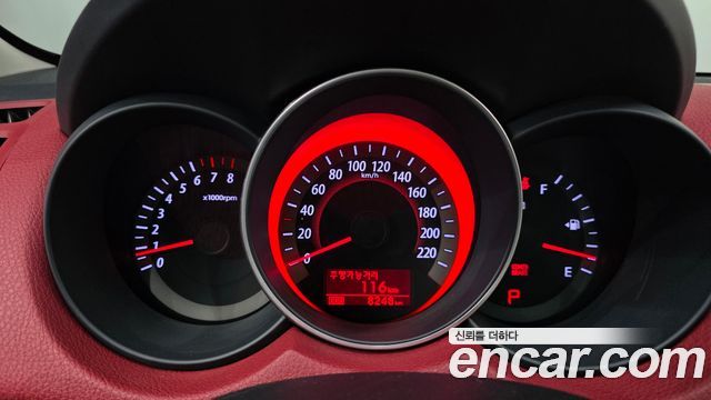 Kia Porte 2010 — photo 8