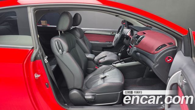 Kia Porte 2010 — photo 11
