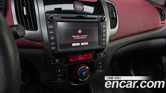 Kia Porte 2010 — photo 14