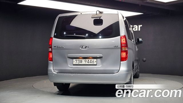 Hyundai Starex 2017 — photo 4
