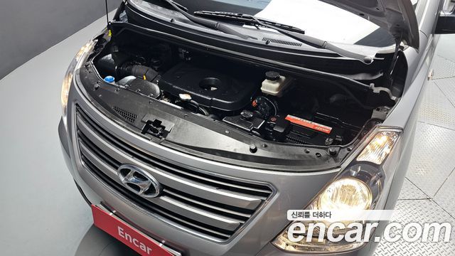 Hyundai Starex 2017 — photo 6
