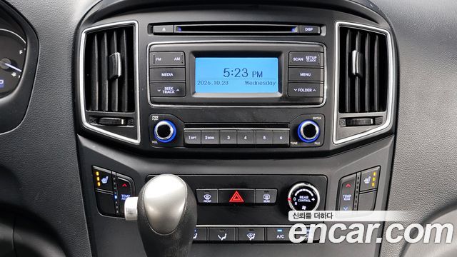 Hyundai Starex 2017 — photo 21