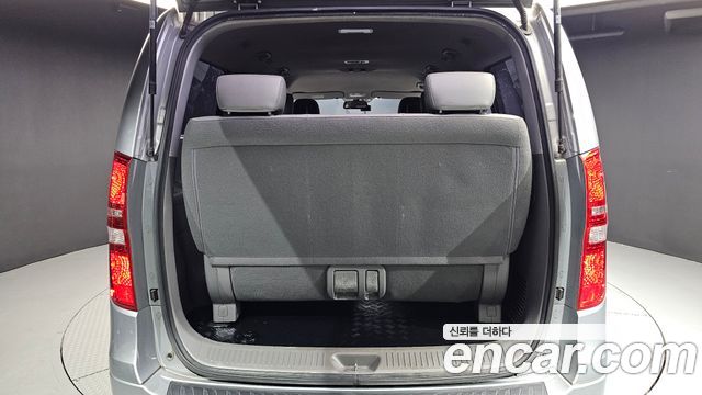 Hyundai Starex 2017 — photo 26