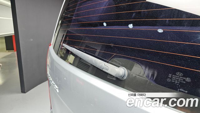 Hyundai Starex 2017 — photo 27