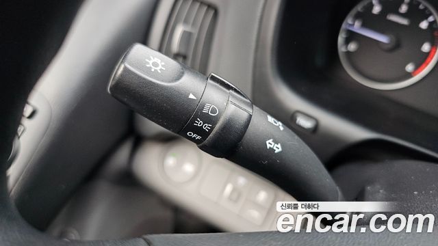 Hyundai Starex 2017 — photo 28