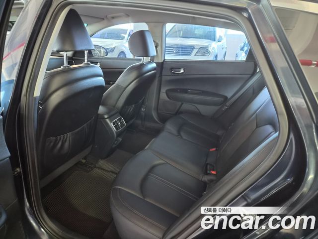 Kia K5 2016 — photo 10