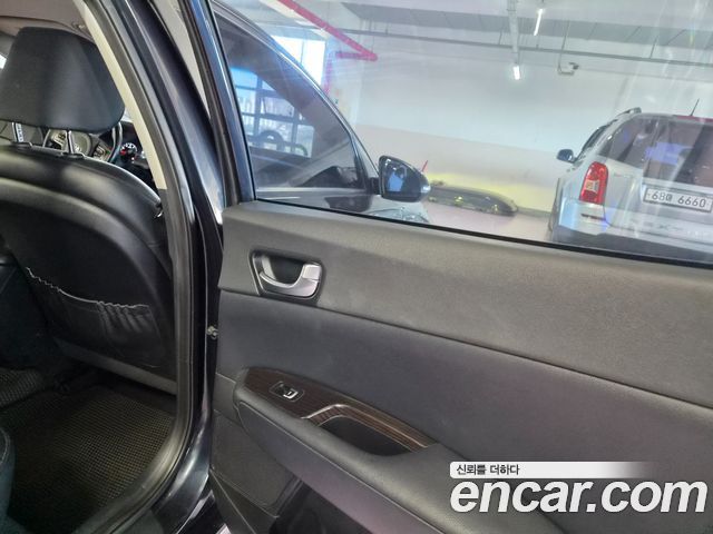 Kia K5 2016 — photo 16