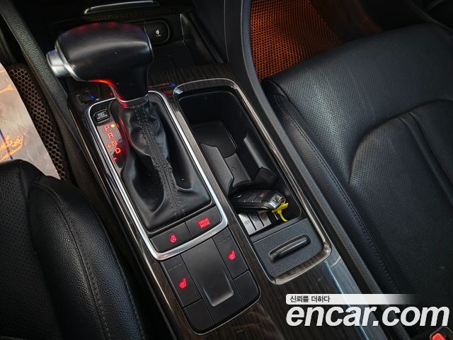 Kia K5 2016 — photo 17