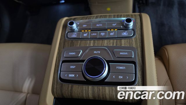 Kia K9 2024 — photo 25